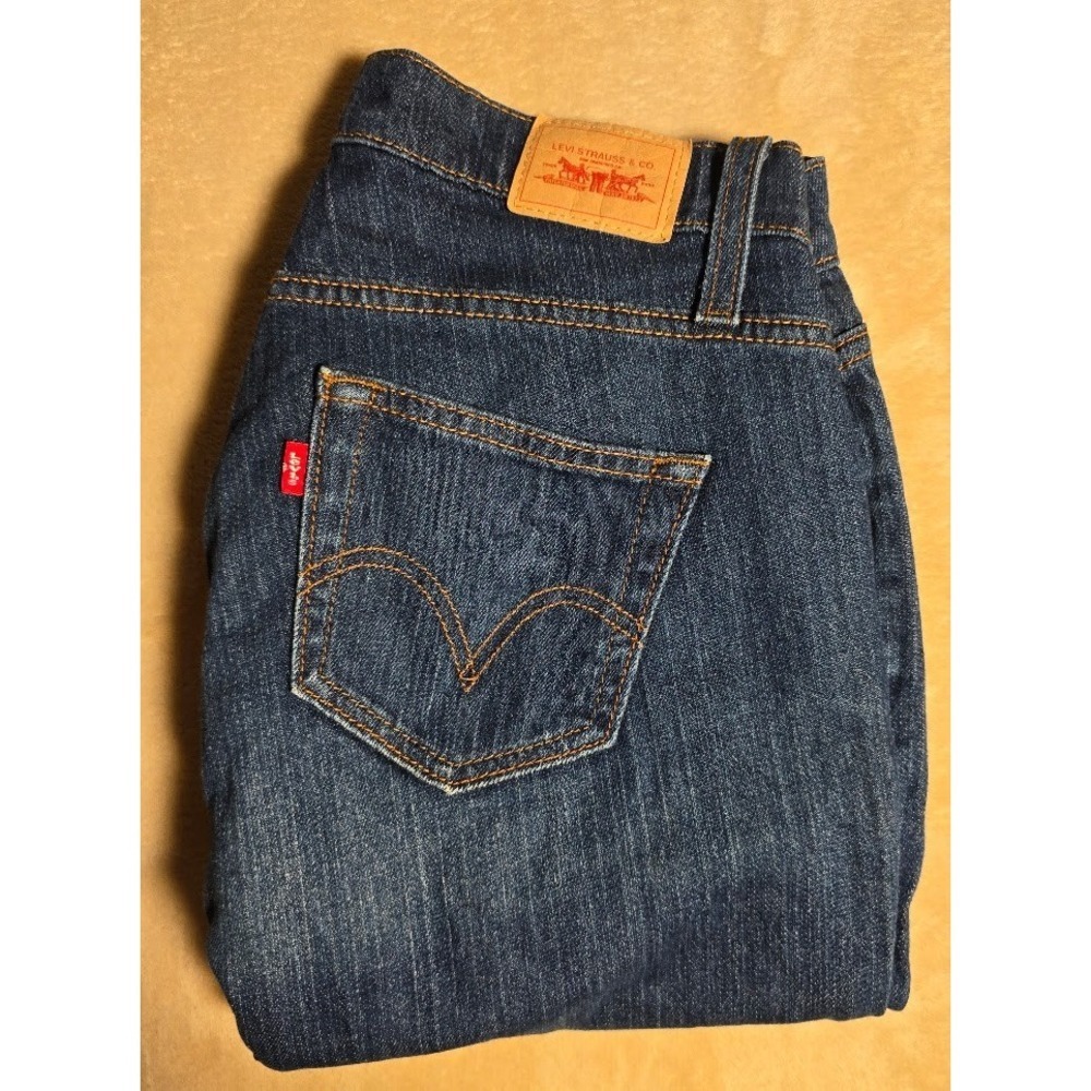 Levis Curvy Cut Dark Wash Flare Jeans Womens 4 Medium Blue Denim 1176Stretch - Picture 8 of 8
